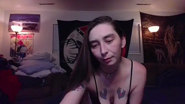 KittieeKat1 online show from 05/07/26, 03:45