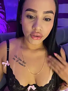 AlisonBeltran1 online show from 04/30/26, 05:03
