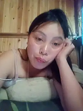 Snapshot of Abi-ni chatting on 05/16/26, 01:02 Abi-ni online show from 05/16/26, 01:02