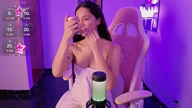 Oliviasims online show from 03/25/26, 10:38