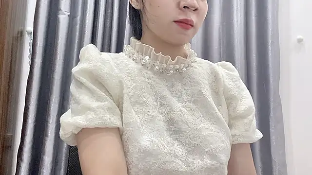 Ryo-Jisoo online show from 04/23/26, 08:57
