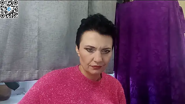 HotMamaQueen234 online show from 04/21/26, 01:39