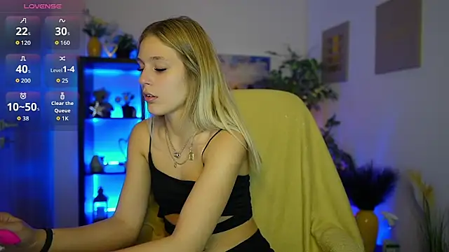 Snapshot of Luna_Grace18 chatting on 05/09/26, 05:07 Luna Grace18 online show from 05/09/26, 05:07