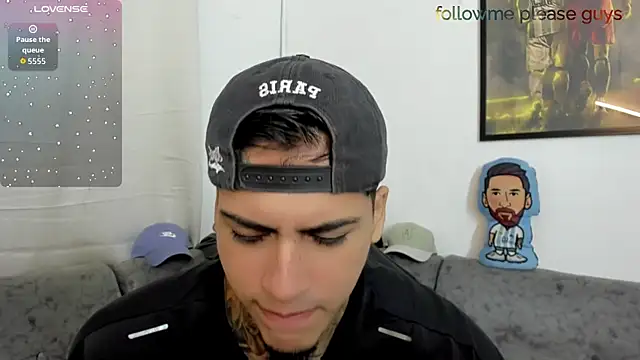 Snapshot of sweetlatinoboy chatting on 06/06/26, 11:59 sweetlatinoboy online show from 06/06/26, 11:59