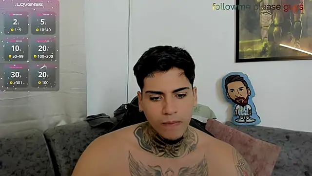 Snapshot of sweetlatinoboy chatting on 06/10/26, 12:11 sweetlatinoboy online show from 06/10/26, 12:11