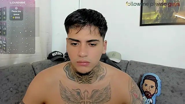 Snapshot of sweetlatinoboy chatting on 07/04/26, 10:16 sweetlatinoboy online show from 07/04/26, 10:16