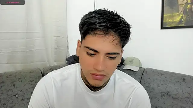 Snapshot of sweetlatinoboy chatting on 08/03/26, 09:48 sweetlatinoboy online show from 08/03/26, 09:48