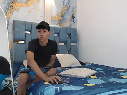 SEXY BIG COCK online show from 03/26/26, 01:17