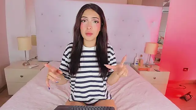 Aria Sims online show from 04/23/26, 12:29