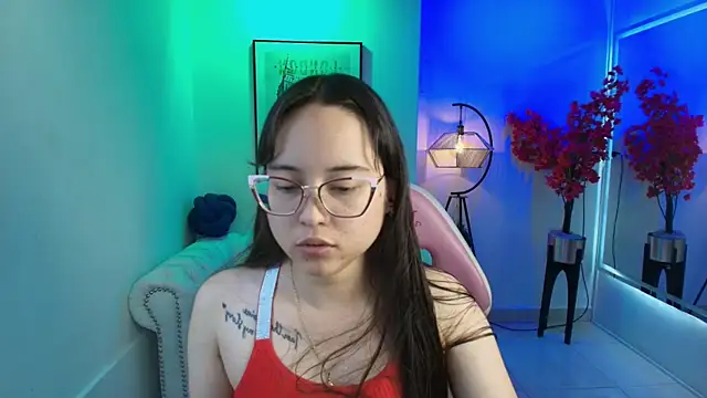 Snapshot of Shady_bug chatting on 05/15/26, 08:16 Shady bug online show from 05/15/26, 08:16