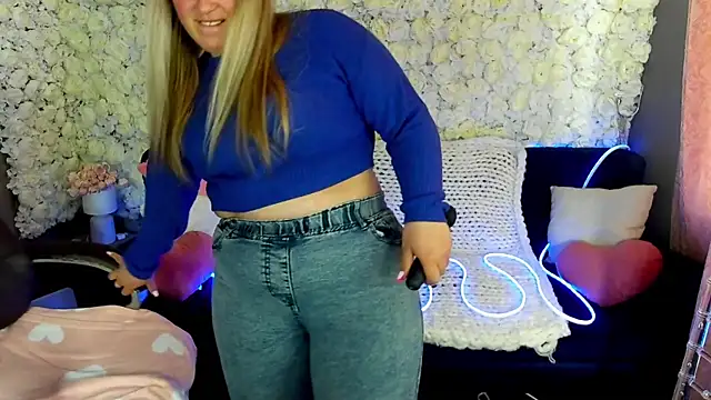 AlissyaGrayy online show from 05/01/26, 01:37