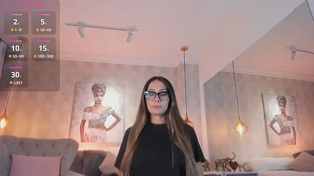 Snapshot of SERENAA__ chatting on 08/04/26, 03:43 SERENAA online show from 08/04/26, 03:43