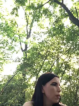 Snapshot of superEva chatting on 05/22/26, 03:06 superEva online show from 05/22/26, 03:06