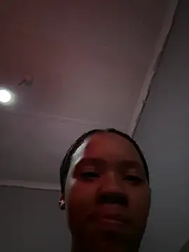 Snapshot of Staceee chatting on 04/15/26, 11:06 Staceee online show from 04/15/26, 11:06