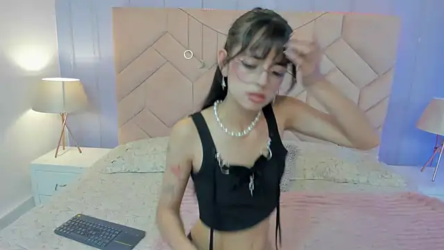 Eimy Blaze online show from 05/27/26, 07:44