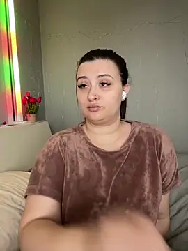 Taya lips online show from 03/19/26, 10:52