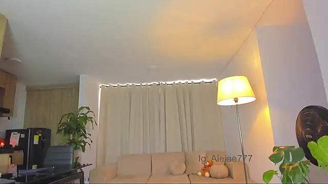 Aleja evangeline online show from 08/02/26, 05:11