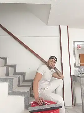 AndresXm  online show from 03/18/26, 02:15