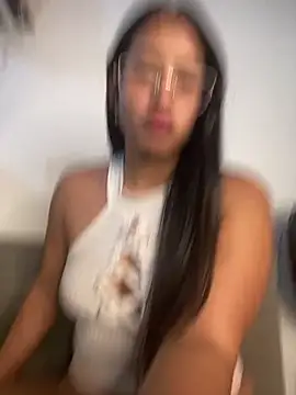 lucirganaxxx online show from 03/27/26, 04:18