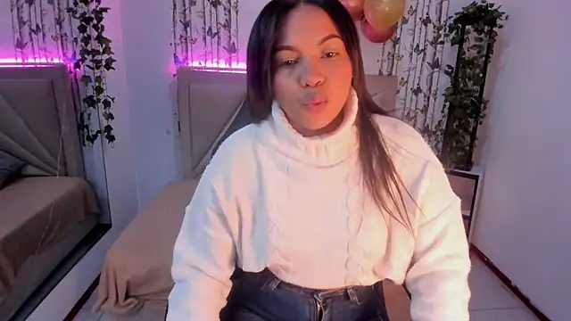 adhara angelss online show from 05/12/26, 02:41