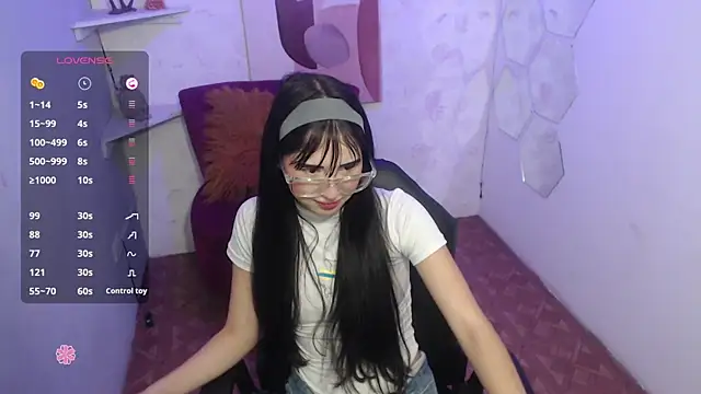 Snapshot of Melodi_velasquez chatting on 07/08/26, 03:44 Melodi velasquez online show from 07/08/26, 03:44