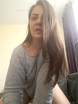 Arya Malone online show from 04/23/26, 12:51