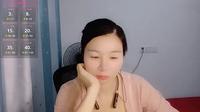 Snapshot of Lianzi-2026 chatting on 05/30/26, 12:02 Lianzi-2026 online show from 05/30/26, 12:02