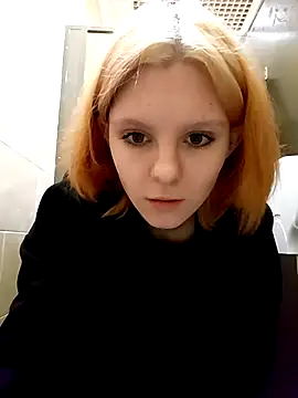 NinaParri online show from 04/05/26, 03:15