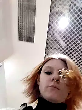 Snapshot of NinaParri chatting on 04/09/26, 03:17 NinaParri online show from 04/09/26, 03:17