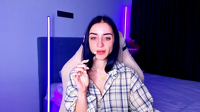 Juliet lu online show from 03/19/26, 07:56