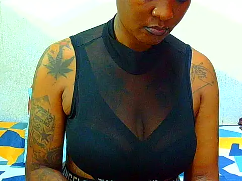 Tattooedgoddess33 online show from 03/28/26, 07:13