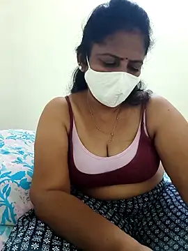 Snapshot of tamil_manjalmaami chatting on 05/06/26, 02:33 tamil manjalmaami online show from 05/06/26, 02:33