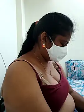 Snapshot of tamil_manjalmaami chatting on 05/07/26, 03:39 tamil manjalmaami online show from 05/07/26, 03:39