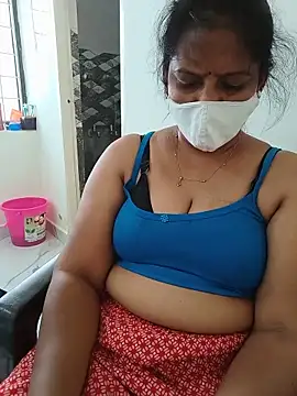 Snapshot of tamil_manjalmaami chatting on 05/17/26, 02:53 tamil manjalmaami online show from 05/17/26, 02:53