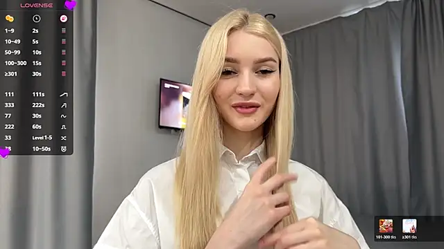 Snapshot of MelissaEvenns chatting on 05/08/26, 12:21 MelissaEvenns online show from 05/08/26, 12:21