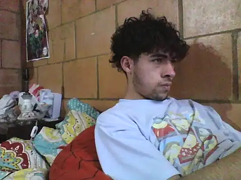 Bbunny boy online show from 03/28/26, 01:11