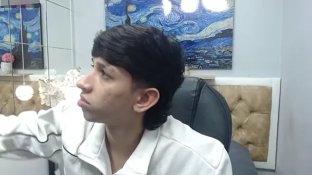 AdrianFranko online show from 04/29/26, 01:37