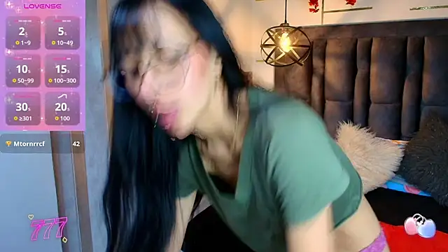 BONIE WILLS online show from 04/15/26, 12:23