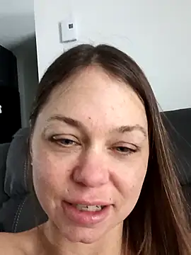 Couple qc online show from 03/22/26, 04:10