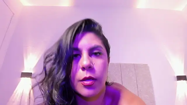 ada lee1 online show from 05/08/26, 02:39