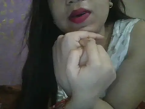 Snapshot of Qween_Seelu chatting on 07/25/26, 03:59 Qween Seelu online show from 07/25/26, 03:59