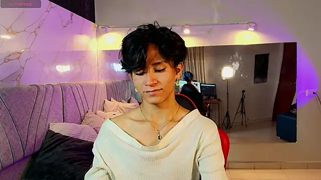 cococumps online show from 04/29/26, 12:09