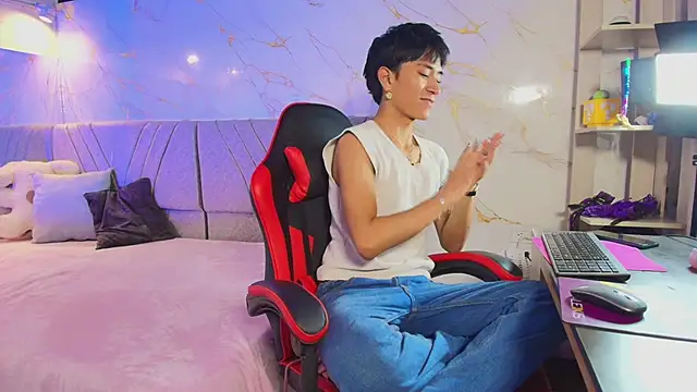 cococumps online show from 05/08/26, 01:27