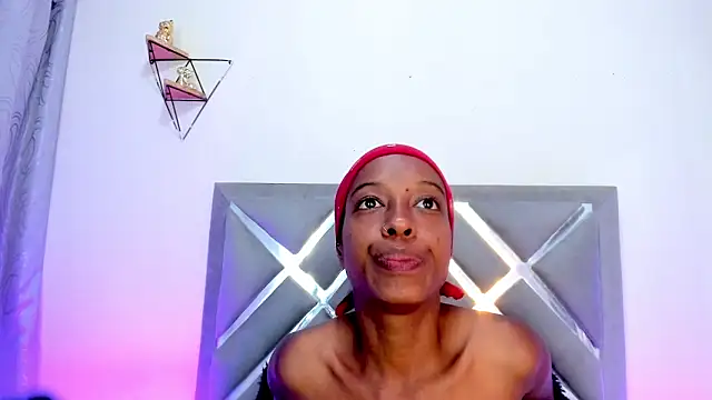 Emmaa sweeet  online show from 03/21/26, 07:28