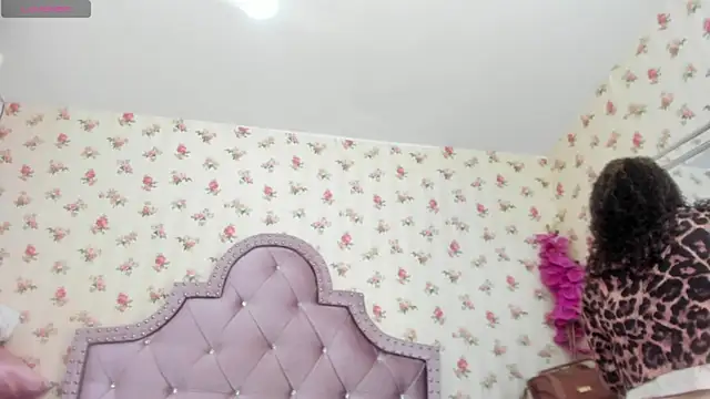 Snapshot of crystal_watson0 chatting on 07/30/26, 01:43 crystal watson0 online show from 07/30/26, 01:43