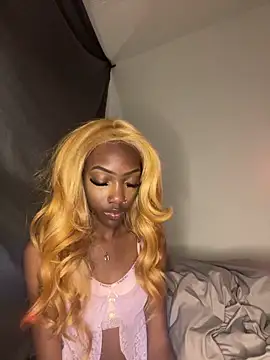 Snapshot of rosesgard3n chatting on 03/30/26, 02:23 rosesgard3n online show from 03/30/26, 02:23