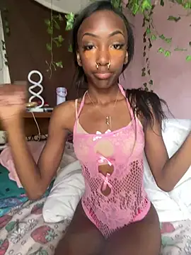 Snapshot of rosesgard3n chatting on 04/04/26, 08:50 rosesgard3n online show from 04/04/26, 08:50