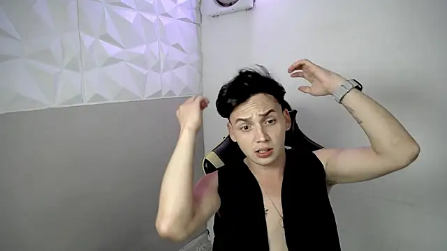 Mathias twinkk online show from 05/31/26, 04:42