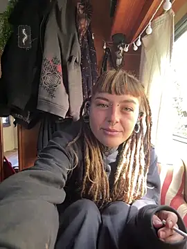 HornyHippy1 online show from 04/29/26, 09:02