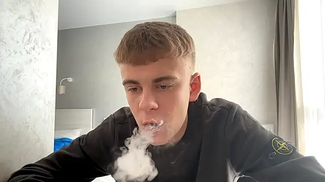 Snapshot of SoloFury chatting on 03/25/26, 07:25 SoloFury online show from 03/25/26, 07:25